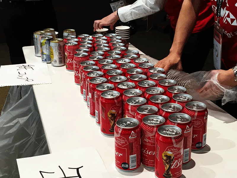 ビール配布